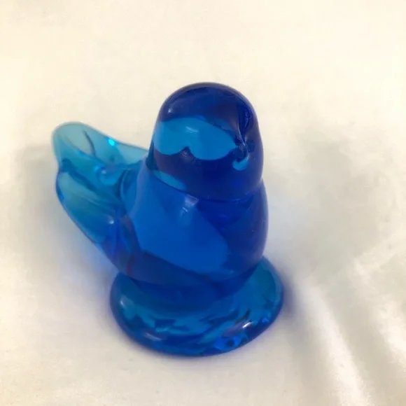 Vintage Glass Bluebird figurine - Picture 5 of 8